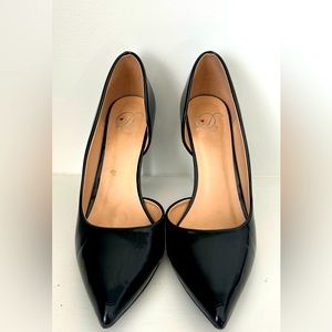 Women’s patent black heels size 8.5. Worn once